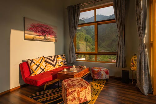 Spirits Unplugged w/ Outdoor Pool – 4 bedroom villa in Shimla, Himachal Pradesh