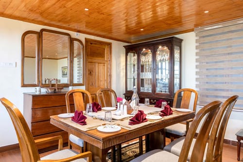 Ivory @ Nau Nabh Cottage – 2 bedroom villa in Shimla, Himachal Pradesh