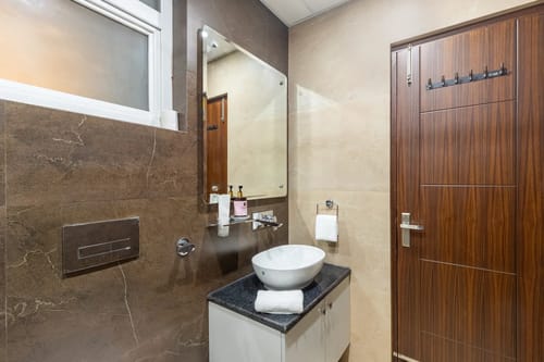 Cliff Perch | 3-BHK | Kitchen | Outdoor Sitting Area | Lift – 3 bedroom villa in Shimla, Himachal Pradesh