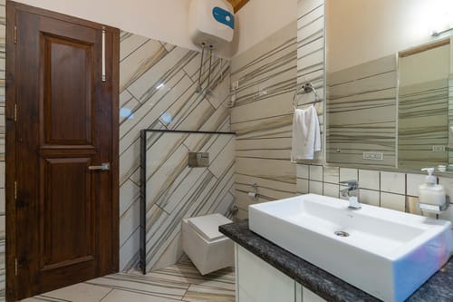 Gulmohar Estate – 5 bedroom villa in Kasauli, Himachal Pradesh