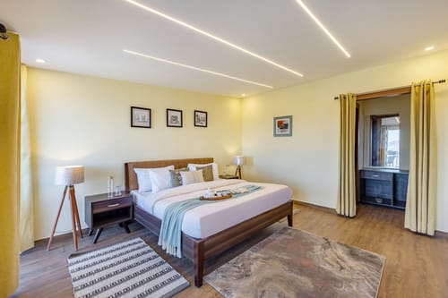 Silverstone | Hillside 6-BHK Getaway With Garden, Gaming Zone & Lounge Area