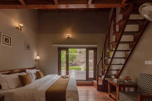 Amara Dawn | 4-BHK | Near Nainital Lake | Hill Views | Pet friendly  – 4 bedroom villa in Nainital, Uttarakhand