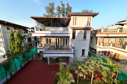 Nest | 4-BHK | Pool | Terrace | Gazebo | Cabana | Garden | Pool Table | Table Tennis – 4 bedroom villa in Lonavala, Maharashtra
