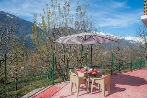 Stonehurst Cottage – 5 bedroom villa in Manali, Himachal Pradesh
