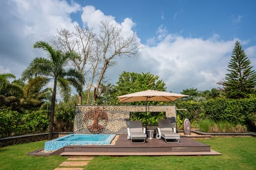 Energise Soul Retreat Vishuddha Villa | Pet-friendly 3-BHK With Jacuzzi, Garden,  Bonfire Pit & Shared Pool, Spiritual Sanctuary and Restro – 3 bedroom villa in Nashik, Maharashtra