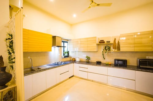 Dacha | Serene 3-BHK Escape With Garden, Jacuzzi  & Outdoor Bar – 3 bedroom villa in Delhi-ncr, Haryana