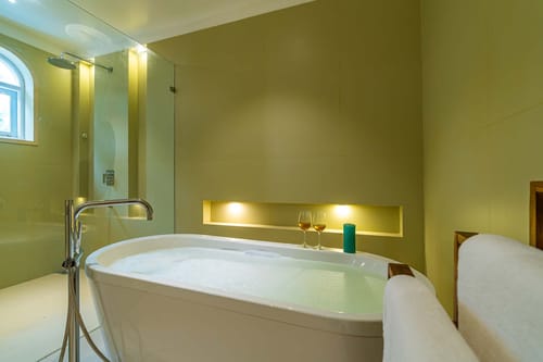 White Whale – 5 bedroom villa in North Goa, Goa