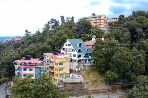 Meridian Oaks Estate | Lounge Areas | Outdoor Area With Hill Views – 1 bedroom villa in Shimla, Himachal Pradesh