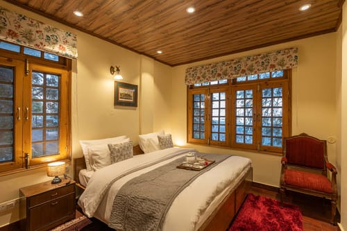 Ivory @ Nau Nabh Cottage – 2 bedroom villa in Shimla, Himachal Pradesh