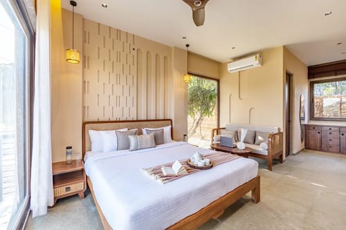 Cows & Cuddles | Pet-friendly 4-BHK Haven With Pvt Pool, Garden & Gazebo – 4 bedroom villa in Udaipur, Rajasthan