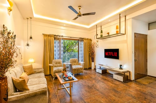 The Jazminn Alloyhall | 3-BHK Pet-friendly Apartment with Balcony | Near Bengaluru Palace – 3 bedroom villa in Bengaluru, Karnataka
