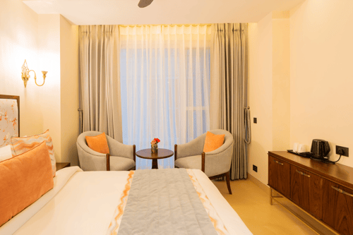 Royce Cottage | Luxe Hilltop 4-BHK Retreat With Indoor Bar, Terrace & Scenic Views