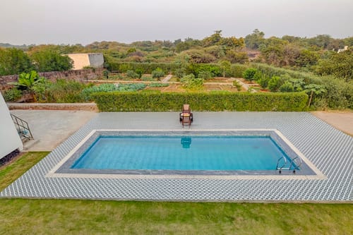 Amaltas | 4 BHK Countryside Hideaway With Pvt Pool, Lush Garden & 360 Aravalli Views