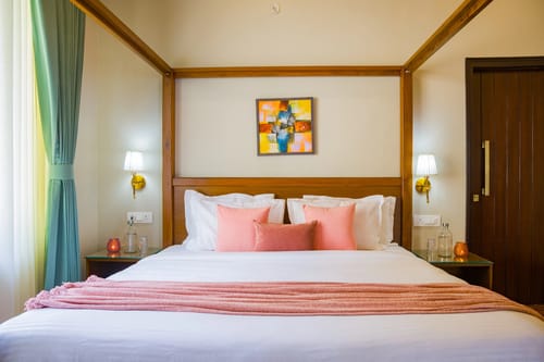 Twin Chalets | 4-BHK  Pet-friendly Escape With Valley-facing lawn, Terrace & 2 Living Rooms – 4 bedroom villa in Nainital, Uttarakhand