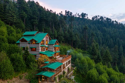 Luxury Room 2 @ The Imperial Estate – 1 bedroom villa in Manali, Himachal Pradesh