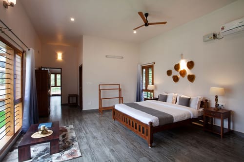 Ava - The Country House