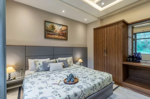 The Pine Melody | Pet-friendly 4-BHK Retreat With Private Plunge Pool & Garden – 4 bedroom villa in Kasauli, Himachal Pradesh
