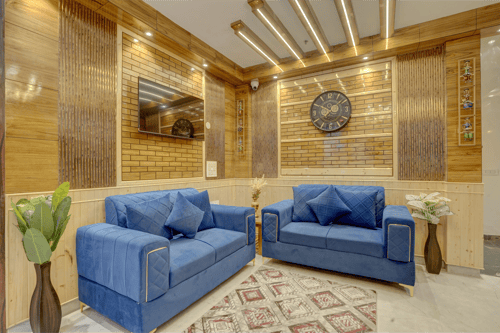 Serene Woods Hotel | 1-Room Retreat With Balcony, Lift & Restaurant Amid Nature  – 1 bedroom villa in Kasauli, Himachal Pradesh