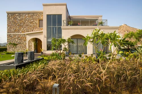 Villa Fiorita | Stunning Mediterranean-Style 3-BHK Villa With Private Pool & Outdoor Bar – 3 bedroom villa in Jaipur, Rajasthan