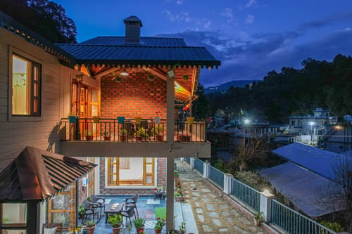 Wood Sparrow – 4 bedroom villa in Bhimtal, Uttarakhand