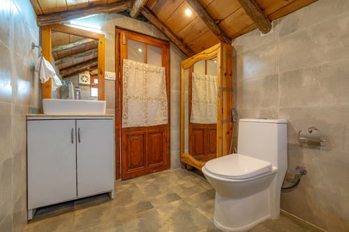 Rosemary Cottage – 2 bedroom villa in Manali, Himachal Pradesh