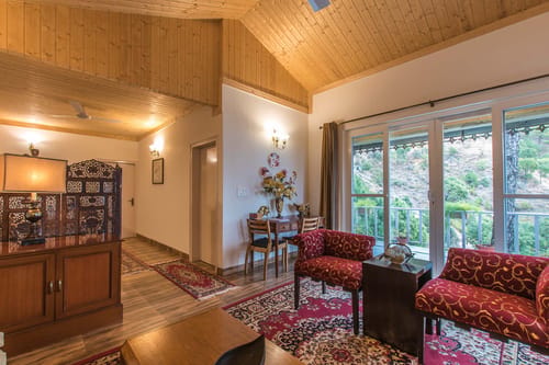Destine Cottage – 2 bedroom villa in Kasauli, Himachal Pradesh