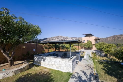 Cows & Cuddles | Pet-friendly 4-BHK Haven With Pvt Pool, Garden & Gazebo – 4 bedroom villa in Udaipur, Rajasthan