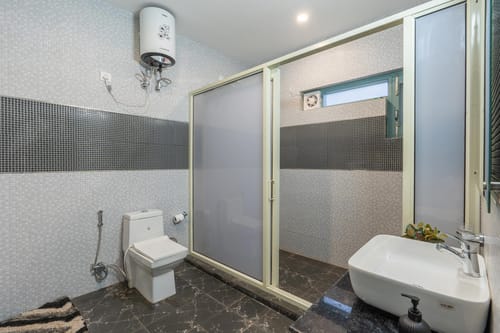 Pinecrest Manor – 4 bedroom villa in Kasauli, Himachal Pradesh