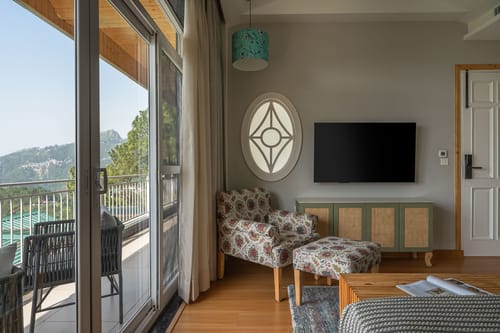 Chapter 2 @ The Ever House – 5 bedroom villa in Kasauli, Himachal Pradesh