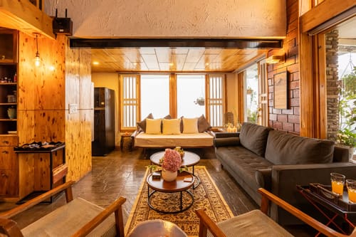 Hydrangea Hill (Entire Estate)