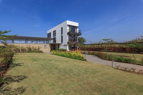 La Mer – 5 bedroom villa in Igatpuri, Maharashtra