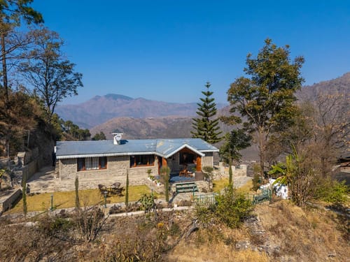 Ornate @ Juneo Orchards – 2 bedroom villa in Kasauli, Himachal Pradesh