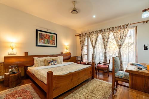 The Rustic Retreat – 4 bedroom villa in Kasauli, Himachal Pradesh