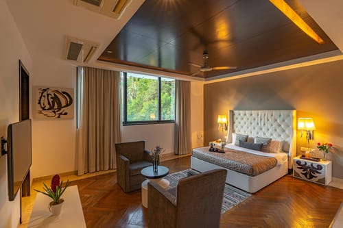Oceanic Sunsets – 5 bedroom villa in North Goa, Goa