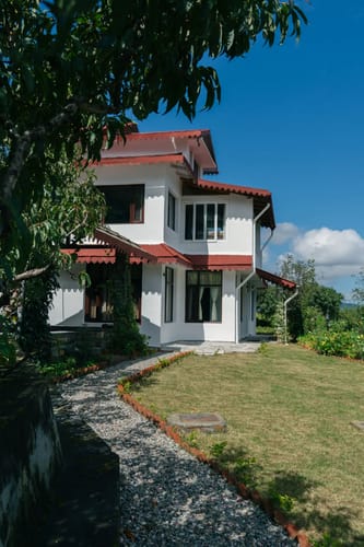 The Clairmont Cottage