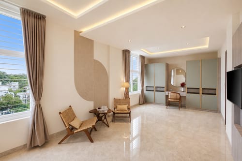 SLV Ventures Penthouse | Pet-friendly 4-BHK Apartment With Glass House & Panoramic City Views – 4 bedroom villa in Bengaluru, Karnataka