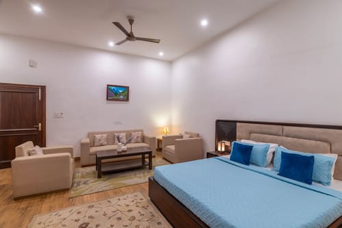 Havenwood @ Leela Retreat