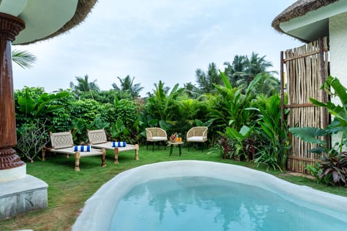 Malai | 1 Suite With Private Garden, Sit out, & Plunge Pool | 15 Mins from Panch Ratnas – 1 bedroom villa in Chennai, Tamil Nadu