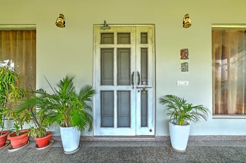 Aravale Farm | Pet-friendly 4-BHK Farmhouse With Private Pool, 2-Acre Lush Garden & Aravali Views – 4 bedroom villa in Delhi Ncr, Delhi