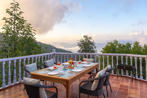 Scenic Solitude - Hartola – 3 bedroom villa in Mukteshwar, Uttarakhand
