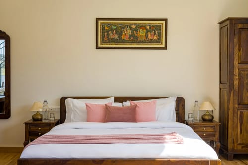 Kasturi | Pet-Friendly Rooms With Views of Sajjangarh Palace & Plunge Pool – 2 bedroom villa in Udaipur, Rajasthan