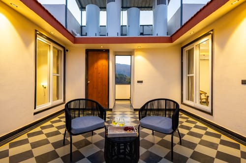 Godan Terra Cove | 6-BHK Retreat with Private Pool, Garden & Elevated Gazebo, featuring Stunning Hill & River Views – 6 bedroom villa in Udaipur, Rajasthan
