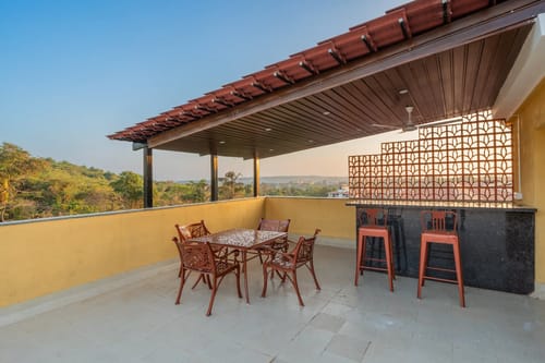 Veera Marina | 3-BHK Penthouse With Terrace, Common Pools & Lift, Near Candolim Beach