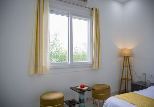 Vashisht Villa | Pet-friendly 3-BHK Farmhouse With Private Pool, Garden & Bar – 3 bedroom villa in Delhi Ncr, Delhi