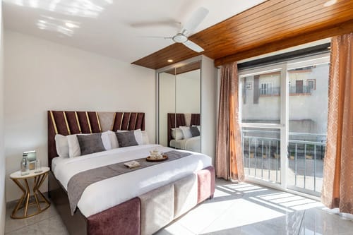 Cliff Perch | 3-BHK | Kitchen | Outdoor Sitting Area | Lift – 3 bedroom villa in Shimla, Himachal Pradesh