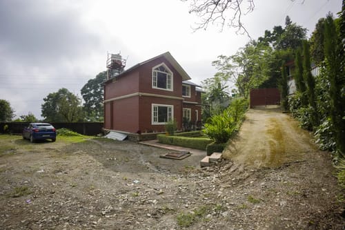 Ahilya | Pet-friendly 3-BHK Villa Near Bhimtal Lake With Garden & Balcony – 3 bedroom villa in Nainital, Uttarakhand