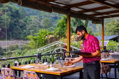 Granny’s Den | 1 Pet-friendly Hut With Bathtub, Shared Pool, Restaurant & Gazebo by the River