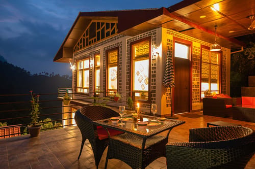 Spirits Unplugged w/ Outdoor Pool – 4 bedroom villa in Shimla, Himachal Pradesh