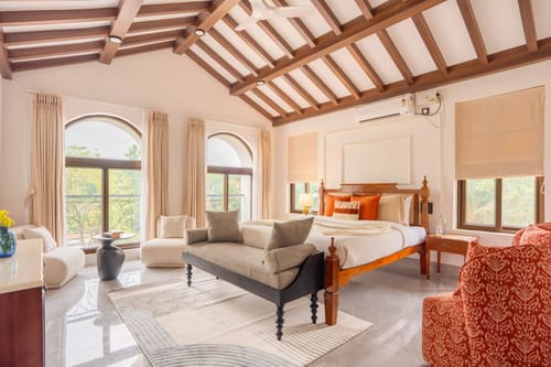 Casa Verdea | 4-BHK Villa With Private Pool & Lift; Near Popular Restaurants