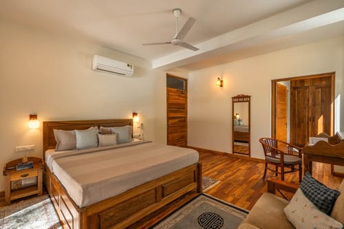 Shamrock Riverfront – 5 bedroom villa in Manali, Himachal pradesh